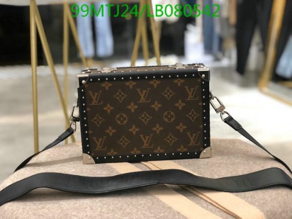 Louis Vuitton AAA+ Replica Clouth Box Bag LB08054252048