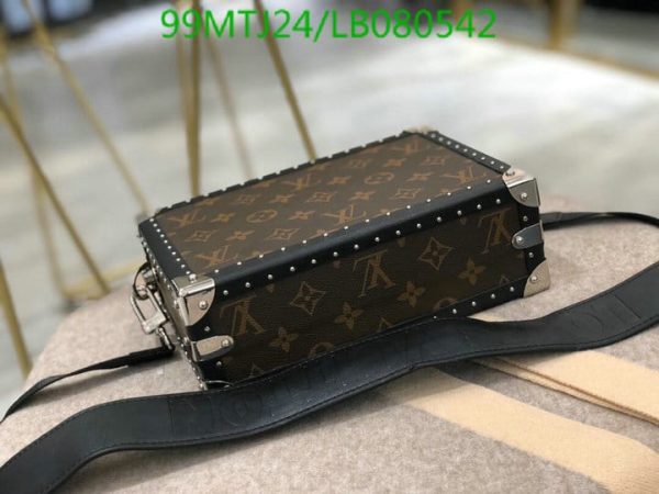 Louis Vuitton AAA+ Replica Clouth Box Bag LB08054252048