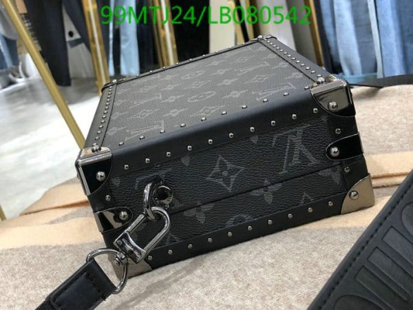 Louis Vuitton AAA+ Replica Clouth Box Bag LB08054252048