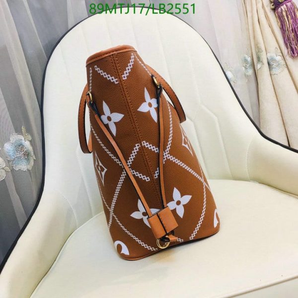 Louis Vuitton AAA+ Replica Cream Neverfull Bag LB25518963148