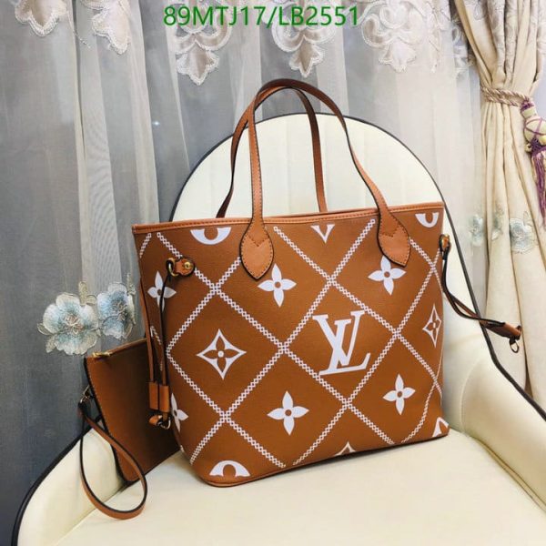 Louis Vuitton AAA+ Replica Cream Neverfull Bag LB25518963148