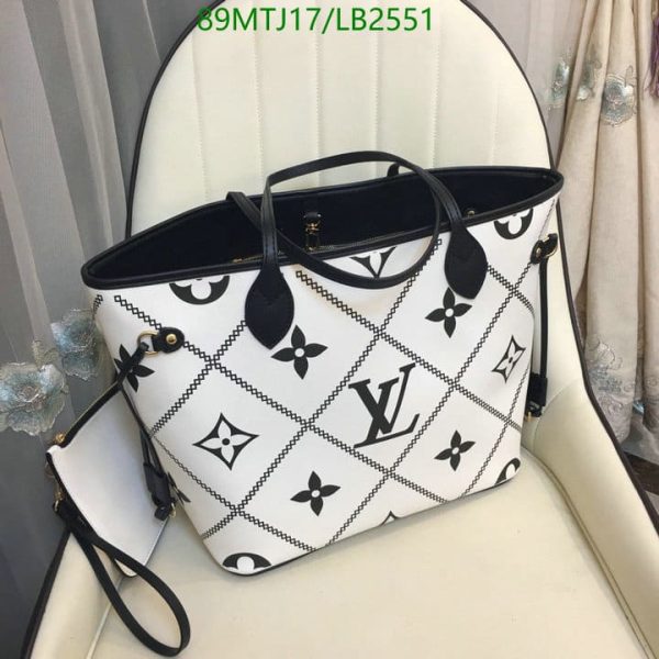 Louis Vuitton AAA+ Replica Cream Neverfull Bag LB25518963148