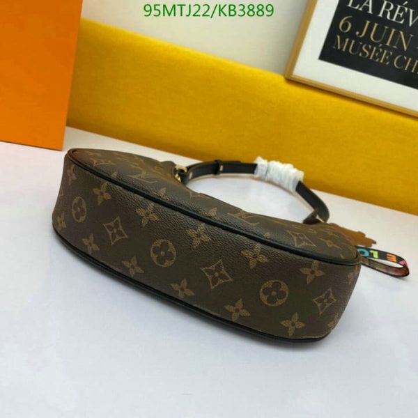 Louis Vuitton AAA+ Replica Croissant PM KB38896234987