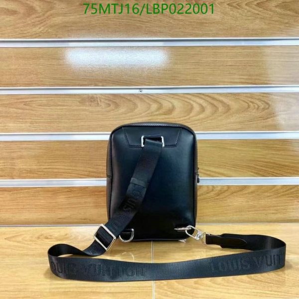 Louis Vuitton AAA+ Replica Cross Body Bag LBP0220012735