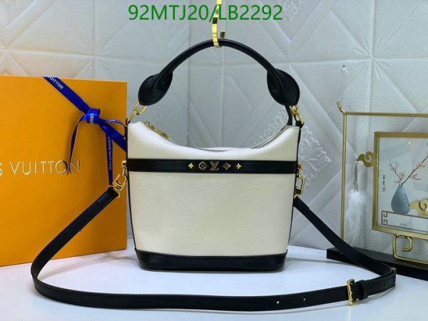 Louis Vuitton AAA+ Replica Cruiser Pm bag LB22925983647