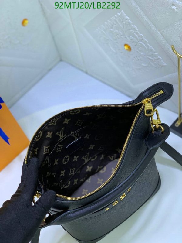 Louis Vuitton AAA+ Replica Cruiser Pm bag LB22925983647