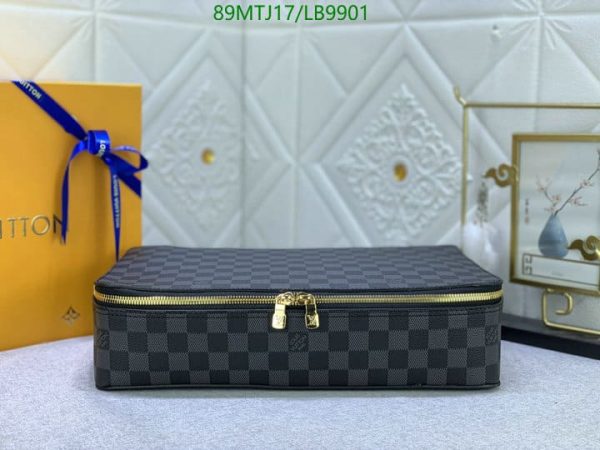 Louis Vuitton AAA+ Replica Cube De Cosmetic Bag LB99012658948