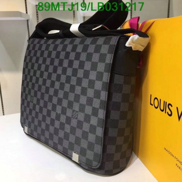 Louis Vuitton AAA+ Replica Damier Graphite District Crossbody Bag LB03121789452