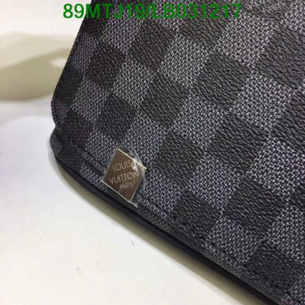 Louis Vuitton AAA+ Replica Damier Graphite District Crossbody Bag LB03121789452