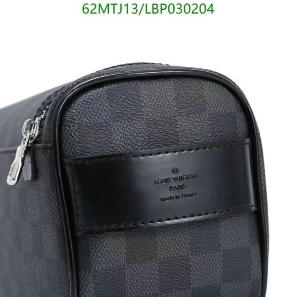 Louis Vuitton AAA+ Replica Damier Graphite Trousse Toilette Pouch Toiletry Case Cosmetic Bag LBP0302045871