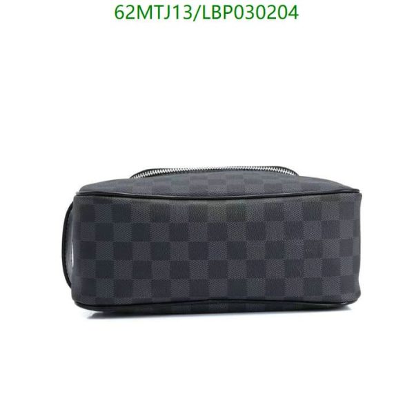 Louis Vuitton AAA+ Replica Damier Graphite Trousse Toilette Pouch Toiletry Case Cosmetic Bag LBP0302045871