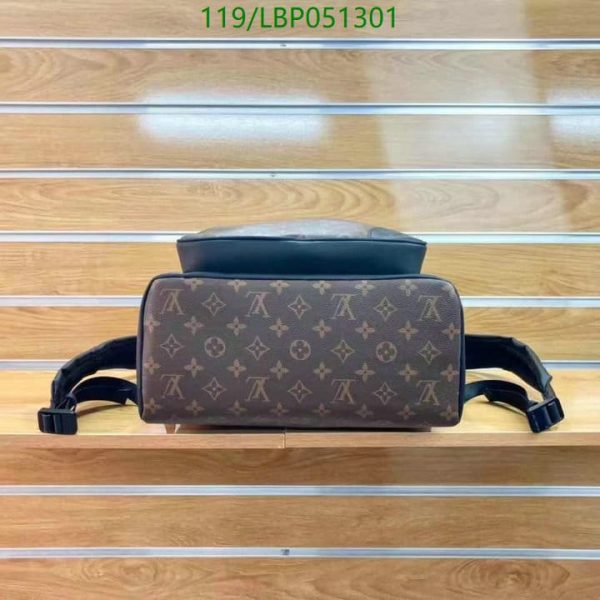 Louis Vuitton AAA+ Replica Dean backpack  LBP0513012357