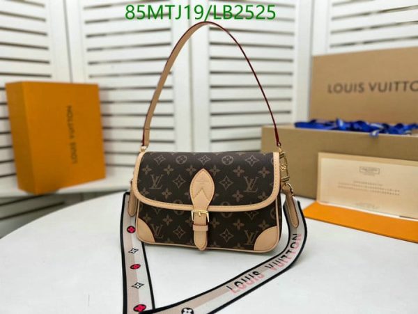 Louis Vuitton AAA+ Replica Diane Hangbag LB25258965134