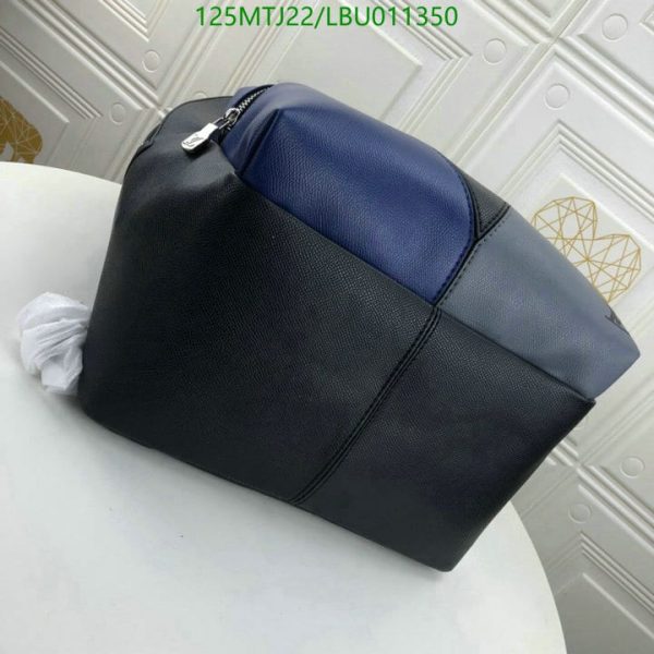 Louis Vuitton AAA+ Replica Discovery Backpack LBU0113508514