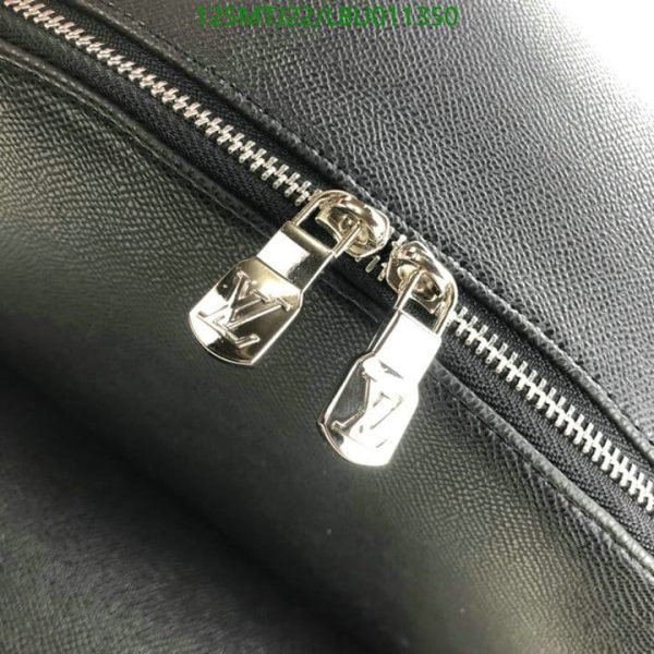 Louis Vuitton AAA+ Replica Discovery Backpack LBU0113508514