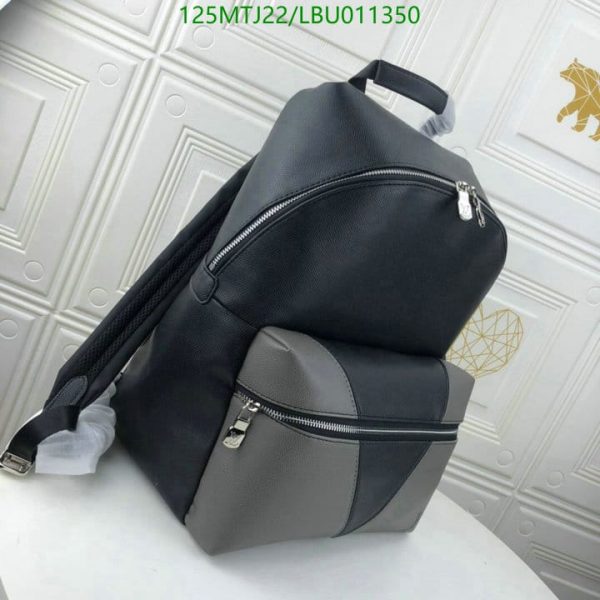 Louis Vuitton AAA+ Replica Discovery Backpack LBU0113508514