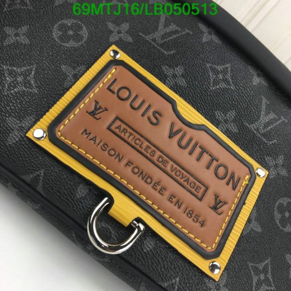 Louis Vuitton AAA+ Replica Discovery Bumbag LB05051341785