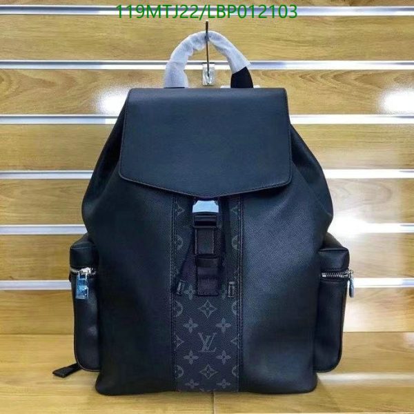 Louis Vuitton AAA+ Replica Discovery Taiga Black Eclipse Canvas Backpack LBP0121037654