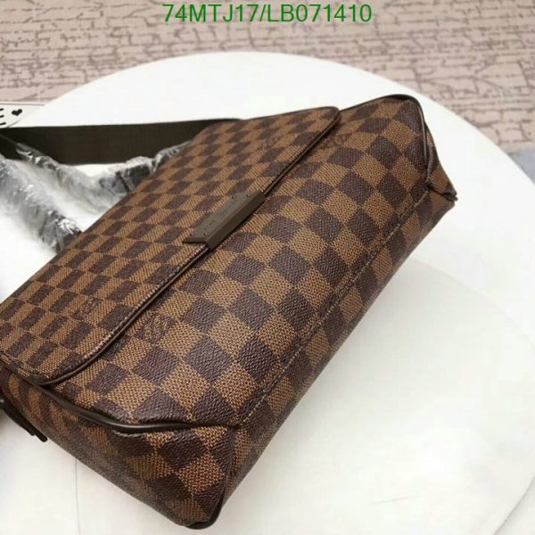 Louis Vuitton AAA+ Replica District PM crossbody Shoulder Bag LB07141063257