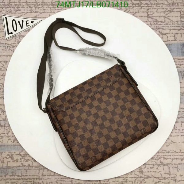 Louis Vuitton AAA+ Replica District PM crossbody Shoulder Bag LB07141063257