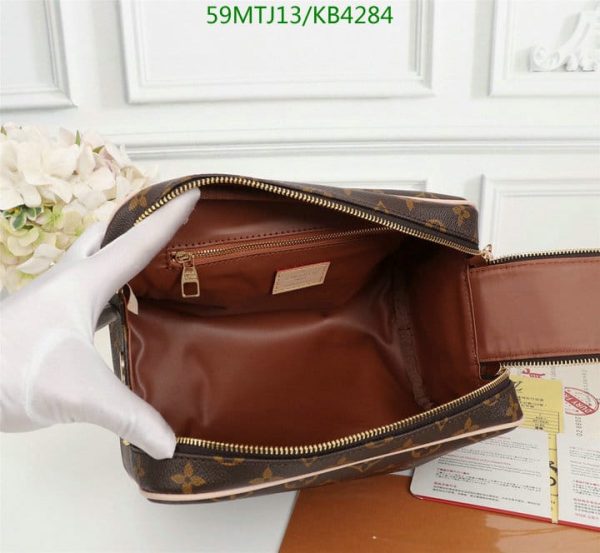 Louis Vuitton AAA+ Replica Dop Kit new Travel bag KB42847568243