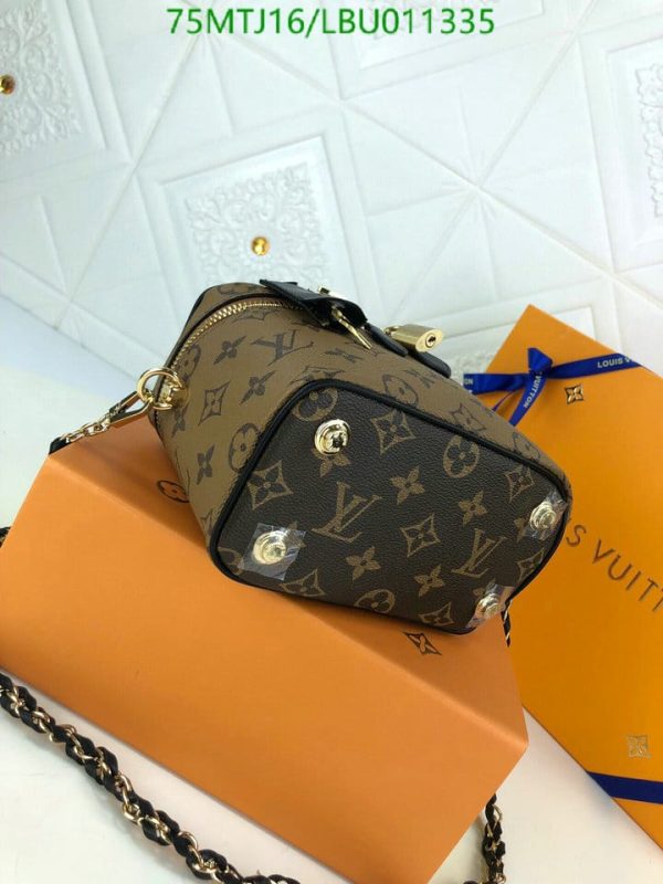 Louis Vuitton AAA+ Replica Double Zipper Padlock Chain Shoulder Strap Bag LBU0113355873