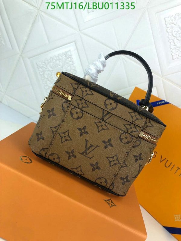 Louis Vuitton AAA+ Replica Double Zipper Padlock Chain Shoulder Strap Bag LBU0113355873