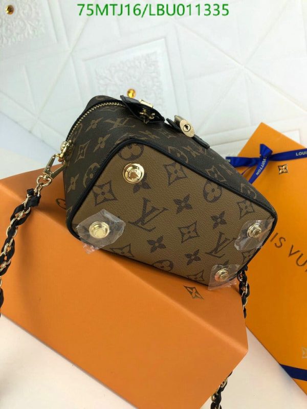 Louis Vuitton AAA+ Replica Double Zipper Padlock Chain Shoulder Strap Bag LBU0113355873