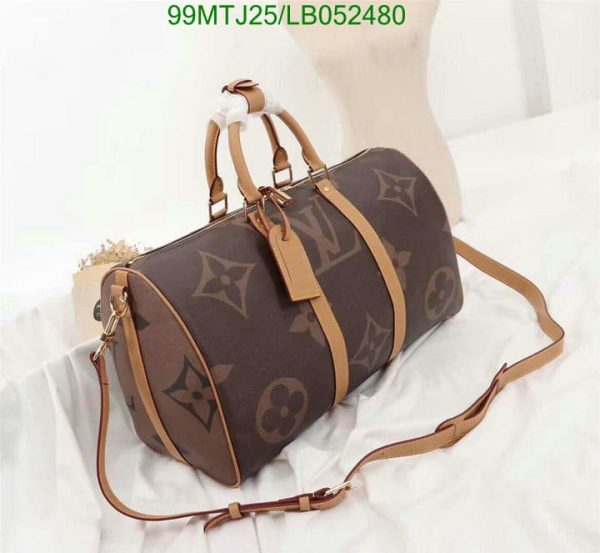 Louis Vuitton AAA+ Replica Duffle Bag LB05248087413