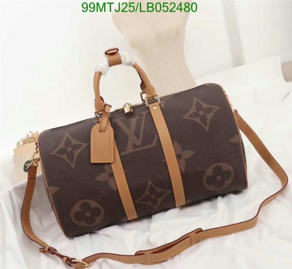 Louis Vuitton AAA+ Replica Duffle Bag LB05248087413