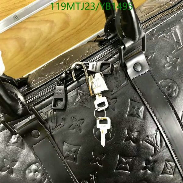 Louis Vuitton AAA+ Replica Duffle Bag YB14956543789