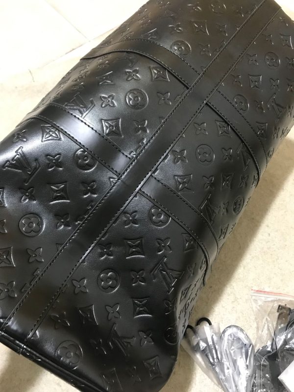 Louis Vuitton AAA+ Replica Duffle Bag YB14956543789