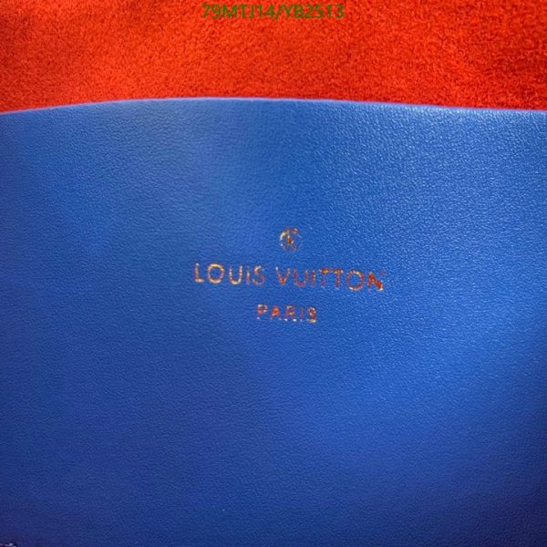 Louis Vuitton AAA+ Replica Embossed Pochette Coussin Bag YB25131648519