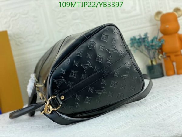 Louis Vuitton AAA+ Replica Empreinte Giant Keepall Boston Bag YB33979852654