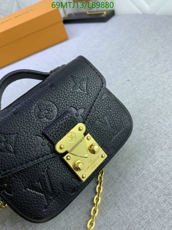 Louis Vuitton AAA+ Replica Empreinte Shoulder Bag LB98800258789