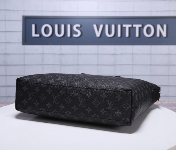 Louis Vuitton AAA+ Replica Explorer Briefcase Limited Edition Monogram Eclipse Canvas  LB04125652378