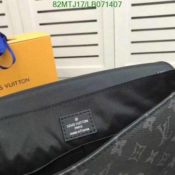 Louis Vuitton AAA+ Replica Explorer Messenger Bag LB07140756913