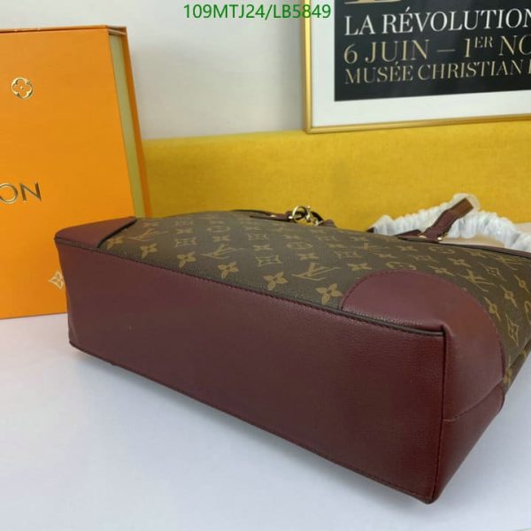 Louis Vuitton AAA+ Replica Flandrin Shoulder bag LB58497802156