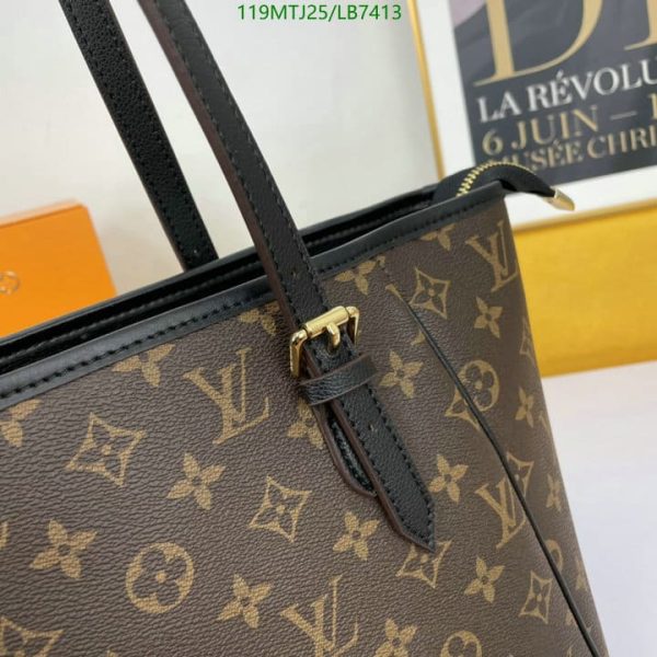 Louis Vuitton AAA+ Replica Flower Tote LB74138014967