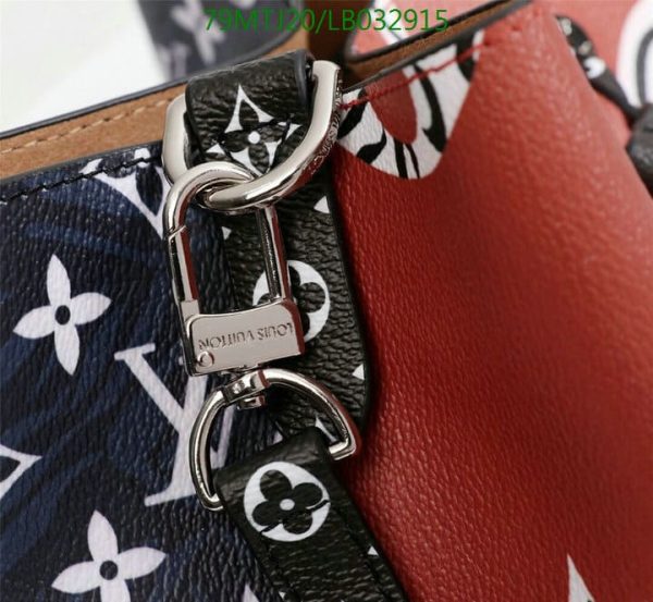 Louis Vuitton AAA+ Replica Giant Jungle Neoneo LB03291535286