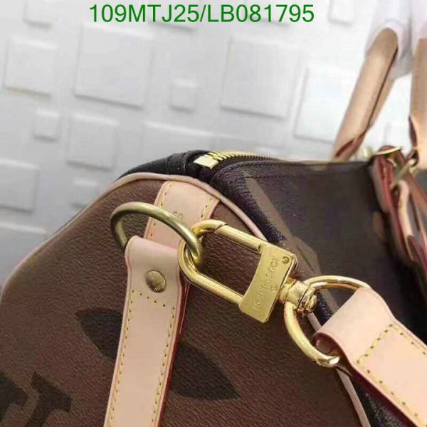 Louis Vuitton AAA+ Replica Giant Keepall Bandouliere LB08179582046