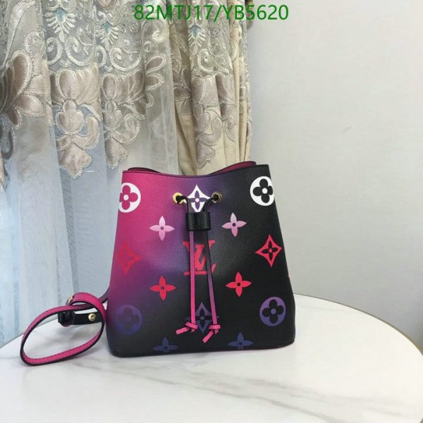 Louis Vuitton AAA+ Replica Giant Neonoe Bag YB56205987463