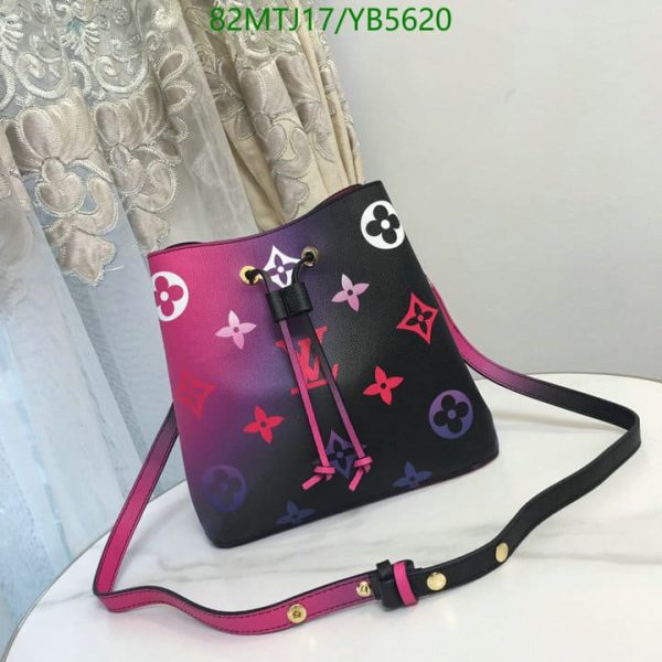 Louis Vuitton AAA+ Replica Giant Neonoe Bag YB56205987463