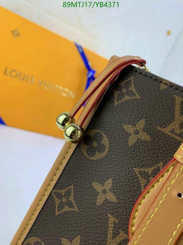 Louis Vuitton AAA+ Replica  Haut Shoulder Tote Bag YB43711459875