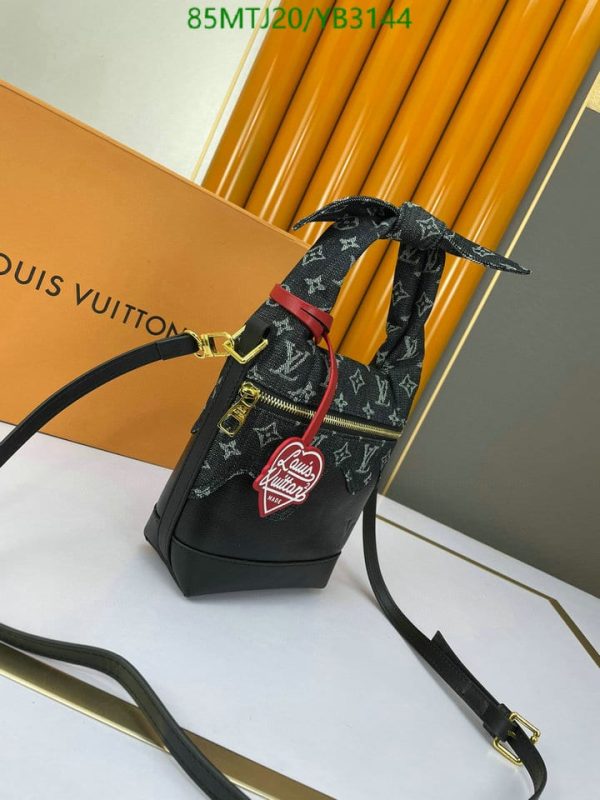 Louis Vuitton AAA+ Replica Japanese Cruiser Handbag YB31448964126