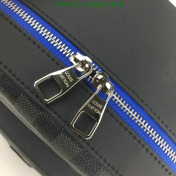 Louis Vuitton AAA+ Replica Josh Backpack LBU0116785016