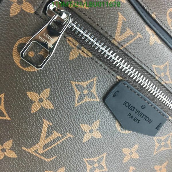 Louis Vuitton AAA+ Replica Josh Backpack LBU0116785016