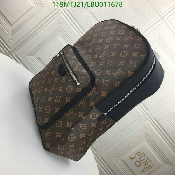 Louis Vuitton AAA+ Replica Josh Backpack LBU0116785016