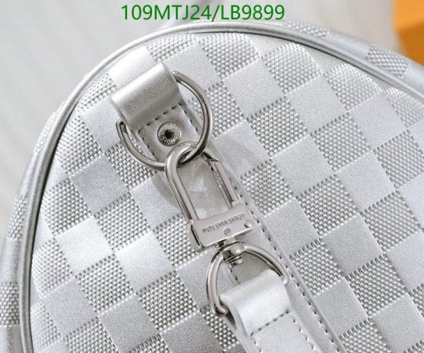 Louis Vuitton AAA+ Replica Keepall 50 checkerboard print leather handle bag LB98995987467