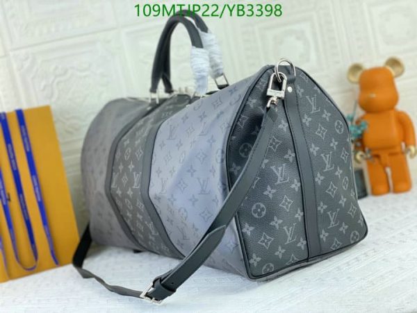 Louis Vuitton AAA+ Replica Keepall Bandouli Bag YB33988965247